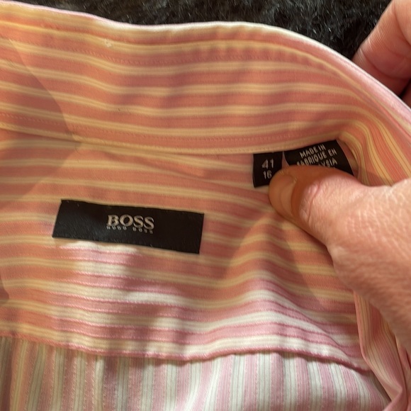 Hugo Boss Dress Shirt. Size 41. French Cuff - Picture 3 of 3